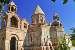 Հայոց Եկեղեցին «կանոնադրություն չունի» անհարկի պնդումը ճշմարտության և իրականության հետ որևէ աղերս չունի. Մայր Աթոռ