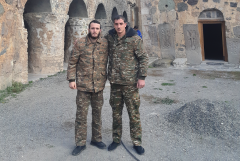 ՀԻՊՈԿՐԱՏՅԱՆ ԵՐԴՈ՞ՒՄ, ԹԵ՞ ՀԱՅՐՆԻՔԻ ԿԱՆՉ...