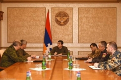 Արայիկ Հարությունյանն ընդունել է Արցախի ուժային կառույցների ղեկավարներին