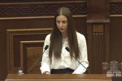 Դուք հանձնել եք Գորիս-Կապան, այն է՝ Հայաստան-Իրան միակ միջպետական ճանապարհը. Աննա Գրիգորյան