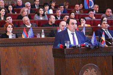 Փորձառության և պրոֆեսիոնալ թիմի պակասը նոր իշխանության մարտահրավերն է. Արթուր Բաղդասարյան