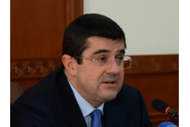 Չեմ կիսում այն տեսակետը, որ Բակո Սահակյանը պետք է հրաժարական տա. Արայիկ Հարությունյան