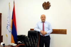 Քաջարան համայնքի ղեկավար Մանվել Փարամազյանի շնորհավորանքը՝ գրադարանավարի օրվա կապակցությամբ