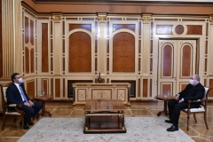 Արմեն Սարգսյանն ու Արման Թաթոյանը քննարկել են գերիների վերադարձի, սահմանամերձ համայնքների բնակիչների իրավունքներին առնչվող հարցեր