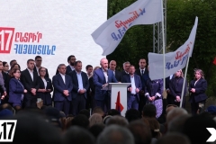 Մեկ մարդու քմահաճույքից կախվածը խաղաղություն չէ, նվաստացում է, և մենք թույլ չենք տալու․ Ռոբերտ Քոչարյան