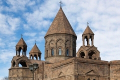 Ամենայն Հայոց Կաթողիկոսի տնօրինությամբ եպիսկոպոսաց ժողովի գումարումը ժամանակավորապես հետաձգվում է