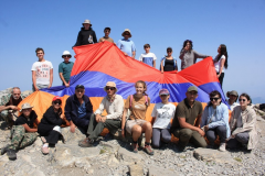 Վերելք՝ լուսաբացից առաջ