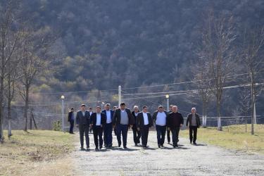 Կապանի համայնքապետարանի աշխատակիցները և ավագանու անդամները՝ համայնքի ղեկավար Գևորգ Փարսյանի գլխավորությամբ այցելեցին Բաղաբուրջի հուշահամալիր