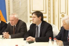 ԵԱՀԿ Մինսկի խմբի համանախագահները կոչ են արել ազատել բոլոր ռազմագերիներին և մյուս կալանավորվածներին