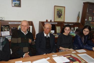 Երկու մեծերին էր նվիրված