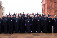 Ռուսաստանի և Նոր Նախիջևանի հայոց թեմի հոգևոր սպասավորները կոչ են անում հավատարիմ մնալ Մայր եկեղեցու միասնականությանը և հոգևոր ուխտին