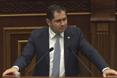 Լկտի սուտ է՝ իմացել ենք, թե ինչ է լինելու, այդ պատճառով Տաթև-Աղվանի այլընտրանքային ճանապարհը կառուցում ենք. Սուրեն Պապիկյան