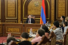 Վարչապետը հյուրընկալել է Սյունիքի մարզի մի խումբ դպրոցականների