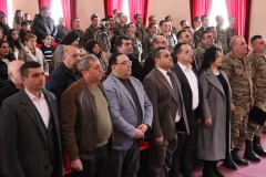 Սիսիանի համայնքապետարանի նախաձեռնությամբ տեղի է ունեցել տոնական միջոցառում՝ նվիրված Հայոց բանակի  կազմավորման 34-րդ տարեդարձին