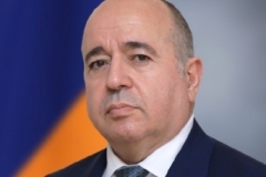 Պաշտպանության նախարարի հրամաններով աշխատանքից ազատվել են Գորիսի N զորամասի հրամանատարն ու Սիսիանի ռազմական ոստիկանության բաժնի պետը