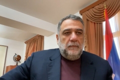 Արցախը 48 ժամ է՝ շրջափակման մեջ է. Ռուբեն Վարդանյանը լայվ է մտել Ստեփանակերտից
