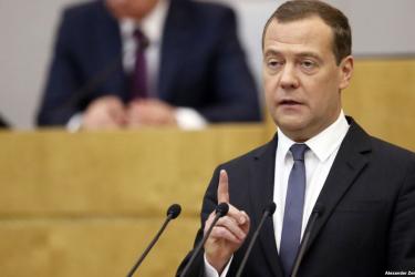 Հայաստան է ժամանել Ռուսաստանի վարչապետ Դմիտրի Մեդվեդևը