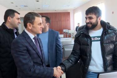 Վալերիյ Օսիպյանն անակնկալ այցեր է կատարել ոստիկանության մի քանի ստորաբաժանումներ