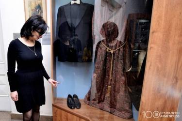 Կոշիկներից մինչև գրքեր. Թումանյանի անձնական իրերը հետաքրքիր պատմություններ ունեն