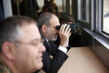 Վարչապետին են ներկայացվել ՀՀ ԶՈՒ-երի նորագույն ռազմական տեխնիկաները