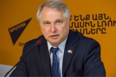 Ցավում եմ, որ Հայաստանը Իսրայելից դեսպանին հետ կանչեց այն ժամանակ, երբ նա այստեղ շատ էր պետք. Ալեքսանդր Ցինկեր