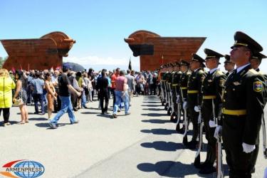 Հայաստանն ու աշխարհասփյուռ հայությունը տոնում են Առաջին Հանրապետության 101-ամյակը