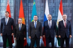 Փոփոխություն հայտնի սցենարում․ ՀԱՊԿ ԱԳ նախարարների հանդիպմանը բացակայում էր ոչ միայն Միրզոյանն, այլև՝ հանրապետության դրոշը