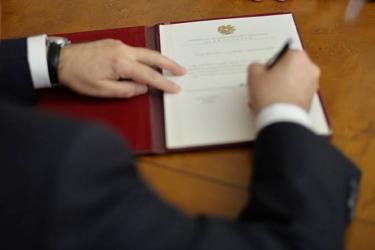ՀՀ նախագահը Վալերիյ Օսիպյանին ոստիկանության պետի պաշտոնից ազատելու հրամանագիր է ստորագրել
