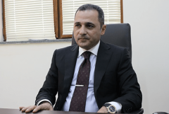 Տասնամյակներ շարունակ դուք եք ահաբ եկել ամբողջ Սյունիքի ժողովրդին, թող մի քիչ էլ ձեզ ահաբ եկեն, որ մտնեք այդ մարդկանց կաշվի մեջ ու հասկանաք, թե… «ՉԻ»