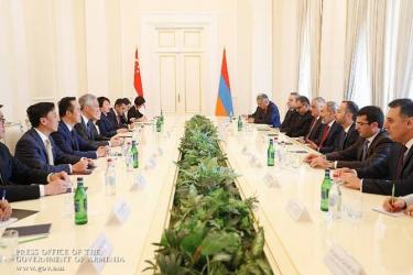 ՀՀ և Սինգապուրի վարչապետները քննարկել են հարաբերությունների զարգացմանն հարցերի լայն շրջանակ