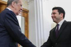 Հայաստանը շահագրգռված է Ռուսաստանի հետ կապերով. Ալեն Սիմոնյանը՝ Լավրովին