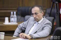 Դատարանը 9 մլն դրամի կալանք է դրել Արսեն Թորոսյանի հաշիվների վրա