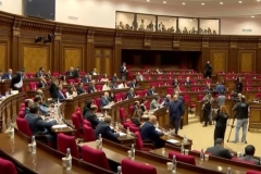 «Հայաստան» խմբակցության մաս կազմող «Վերածնվող Հայաստանի» առանցքային դեմքերը հեռանում են
