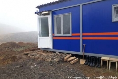 Կապան-Տաթև ճանապարհի 39 կմ-ին՝ Աղվանի գյուղից վերև, տեղադրվել է տաքացման կետ