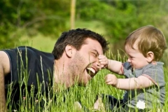 «Հայրության արձակուրդ» և աշխատանքից մեկ ժամ շուտ դուրս գալու հնարավորություն՝ ծնողներին. նախագծեր ԱԺ-ում