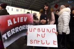 Արցախի խաղաղ բնակչության նկատմամբ Ադրբեջանի կողմից իրագործվող ահաբեկչության դեմ Ստեփանակերտում հավաք է կազմակերպվել