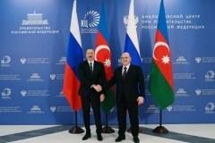 ՌԴ վարչապետը Բաքվում հանդիպել է Իլհամ Ալիևի հետ