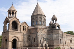 Մայր Աթոռը հորդորում է հավատավոր ժողովրդին պահպանել հանդարտություն և չտրվել uադրիչ հայտարարությունների ազդեցությանը. հայտարարություն