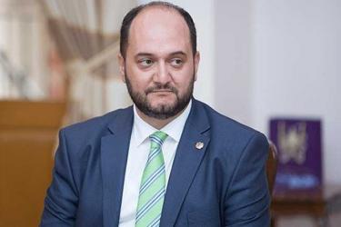 Արայիկ Հարությունյանը՝ ապրիլի 24-ի հեռավար ուսուցման մասին