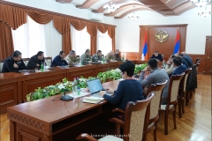 Օպերատիվ շտաբի նիստում քննարկվել են բնակչության բնականոն կենսագործունեության ապահովմանը վերաբերող հարցեր