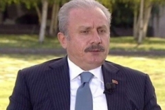 Թուրքիայի մեջլիսի նախագահը թուրքերին կոչ է արել ստամբուլահայերին չկապել հայ–ադրբեջանական կոնֆլիկտի հետ