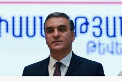 Մենք ոչ մեկին մեր ձայները չենք տալու. Արման Թաթոյան