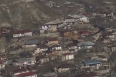 Սյունիքի Խնածախ գյուղում տղամարդիկ հագուստով ու հերթափոխով են քնում. թշնամին ցանկացած պահի կարող է գյուղ մտնել