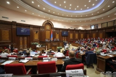 Մեկնարկեց ԱԺ քառօրյան. «Հայաստան» դաշինքը պահանջում է քննարկում կազմակերպել Գորիս-Կապան ճանապարհին տեղի ունեցողի մասին
