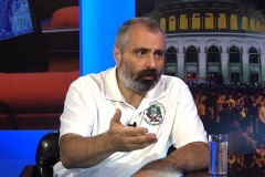 «Եթե նրանք պատերազմում են ու թիրախավորում են մեր քաղաքներն ու գյուղերը, ցեղասպանություն են իրականացնում, մենք պետք է համարժեք պատասխան տանք». Դավիթ Բաբայան