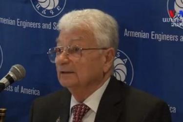 Աշխարհահռչակ հայ գիտնական Յուրի Օգանեսյանը պարգեվատրվել Վիկտոր Համբարձումյան մեդալով