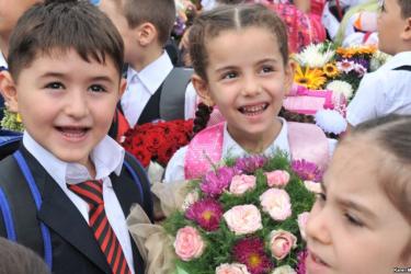 Սեպտեմբերի 1-ին տոնական միջոցառումներ բոլոր դպրոցներում