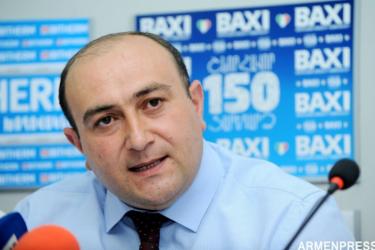 Դպրոցի տնօրենի հավաստագրի քննություններին մասնակցած դիմորդների 70 տոկոսին կտրում են. Հանրակրթության վարչության պետի խոսքով՝ պետք է ընտրվեն «կոմպետենտ» թեկնածուներ