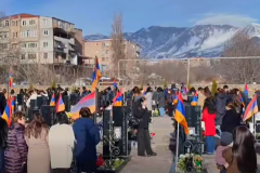 Գորիսում հարգանքի տուրք է մատուցվել Հայրենիքի պաշտպանության համար կյանքը նվիրաբերած հերոսների հիշատակին