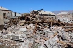 Կեսգիշերից հետո և վաղ առավոտյան թշնամին վերսկսել է «Սմերչ» համալիրներից հրթիռակոծել Ստեփանակերտը, Շուշին և հարակից բնակավայրերը